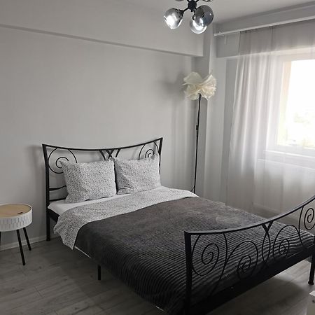 Ferienwohnung Apartament Carla Deva Exterior foto